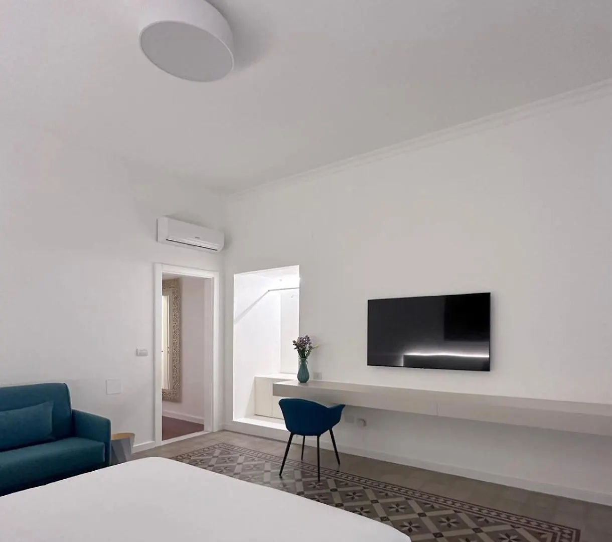 Ottanta5 Private Rooms Мессина Гостевой дом