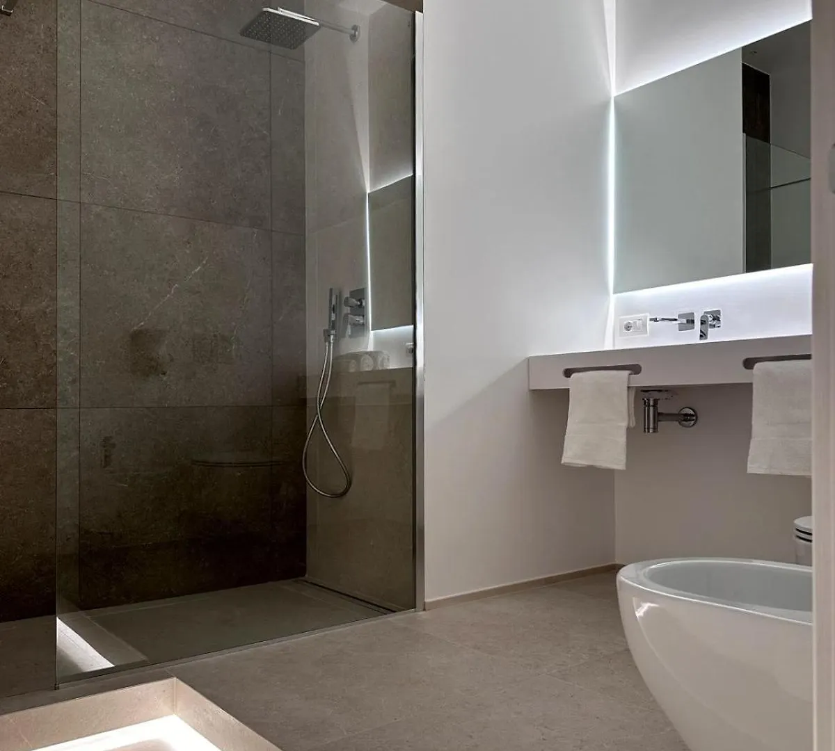 Ottanta5 Private Rooms Мессина