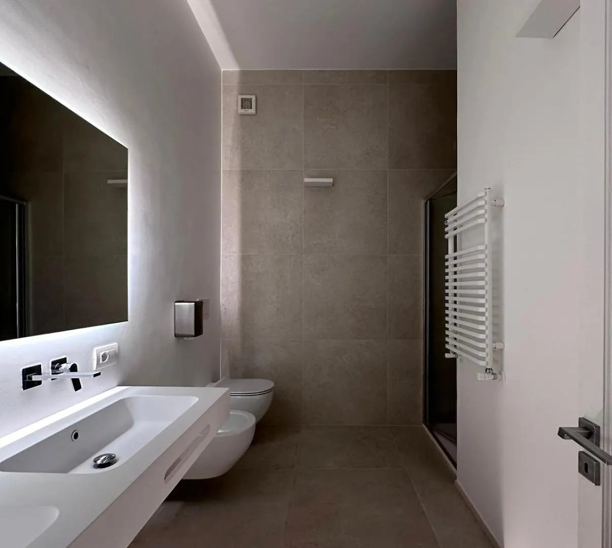 Ottanta5 Private Rooms Мессина 0*,