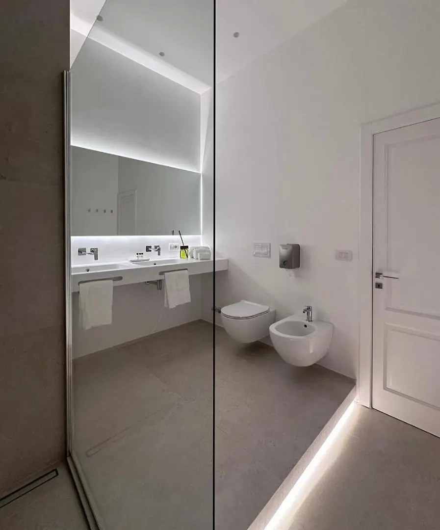 Ottanta5 Private Rooms メッシーナ